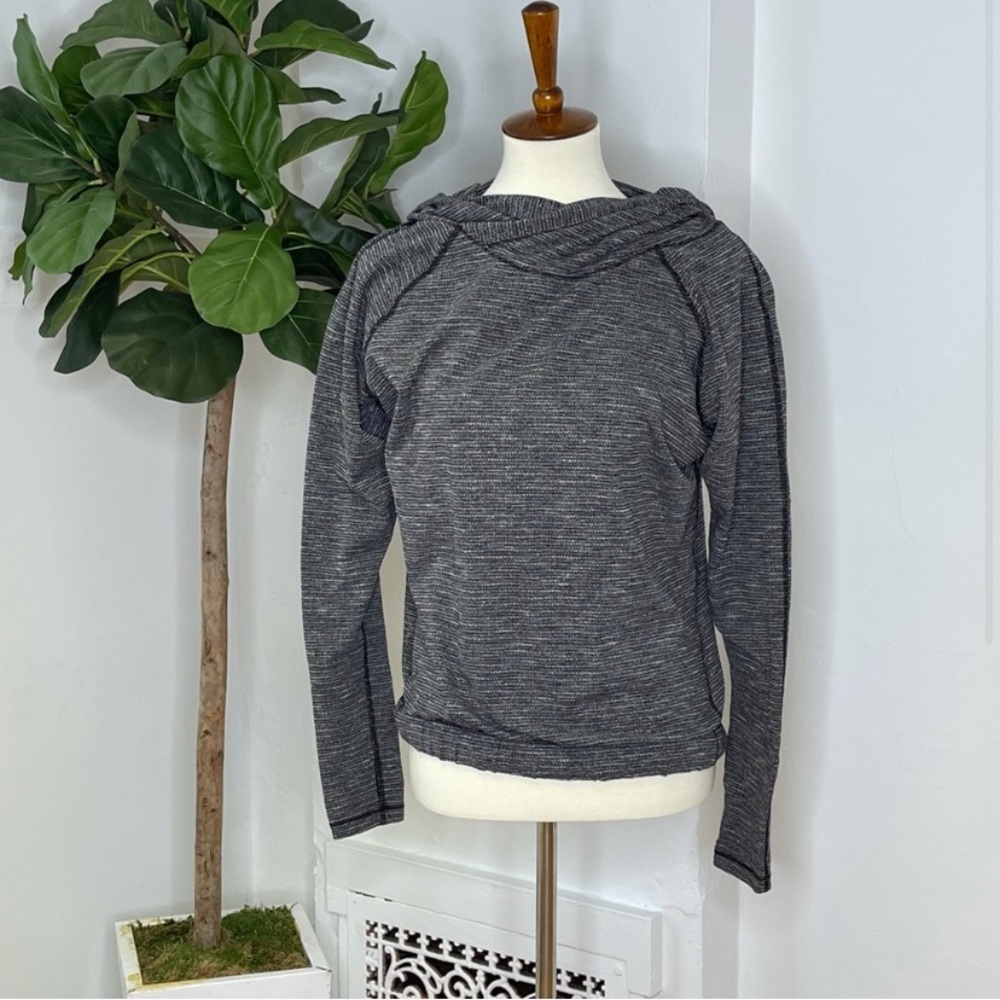 Lululemon Hooded Top / Pullover